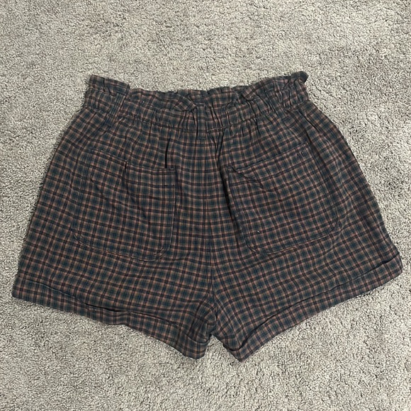 American Eagle Outfitters Paperbag Plaid Shorts - Picture 2 of 3